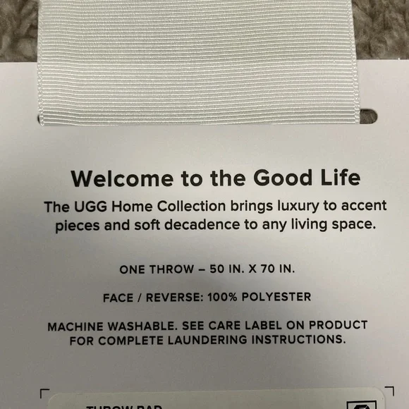 Ugg Throw Blanket - Picture 3 of 4